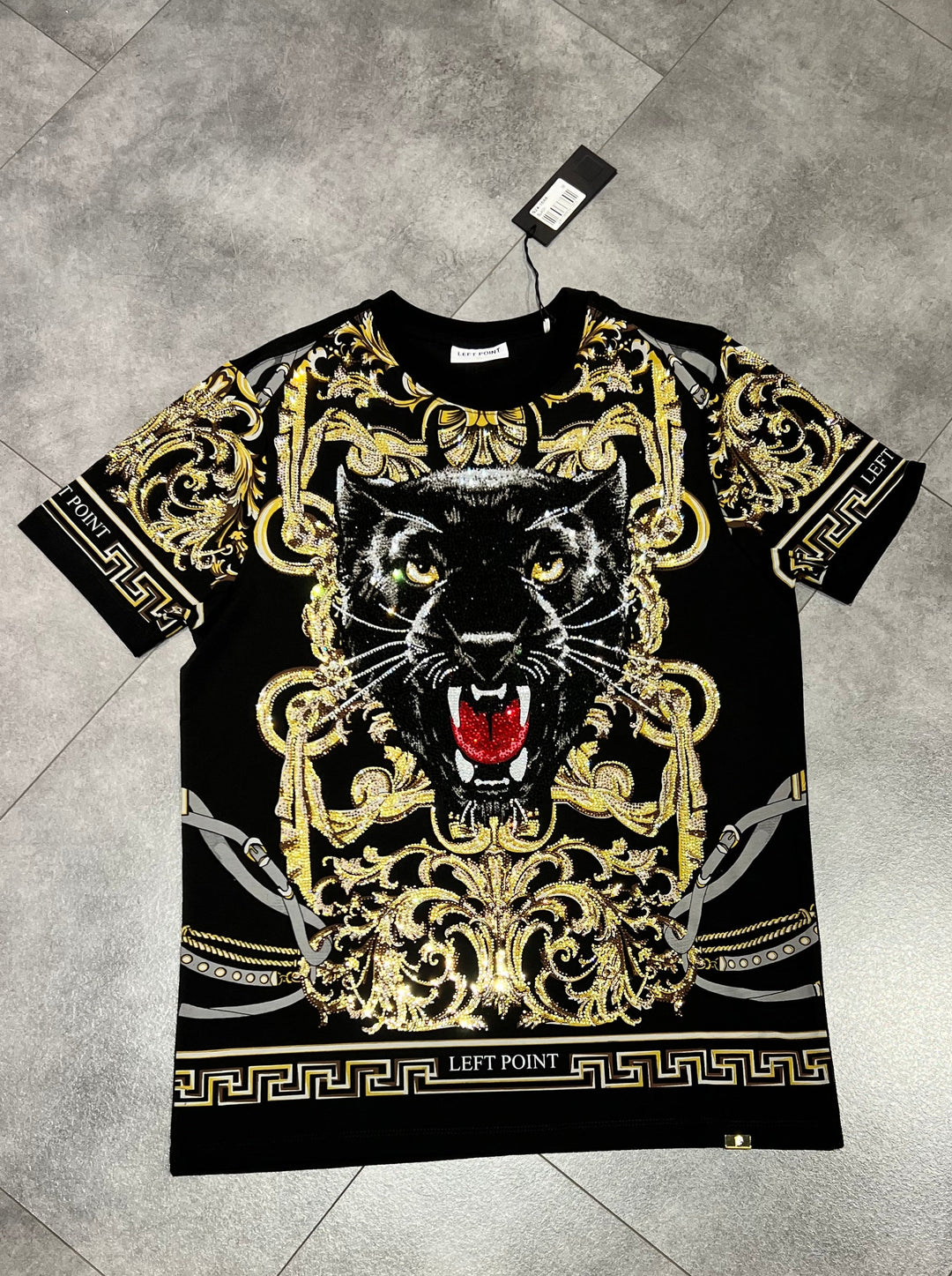 CREW NECK WILD TIGER T-SHIRT